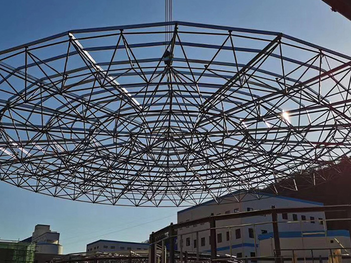长乐螺栓球网架工程施工现场